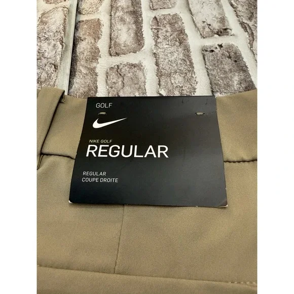 Nike Women's Bermuda Tournament Golf Shorts 747135 Walking Leisure Sz 0 NWT - Picture 2 of 10